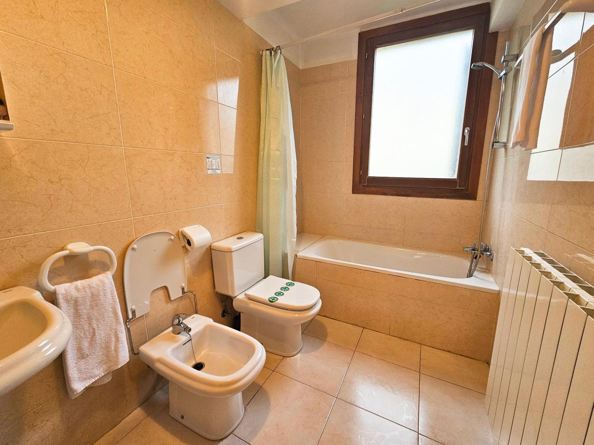 Apartamentos Villanua Collarada 3000 Bagian luar foto