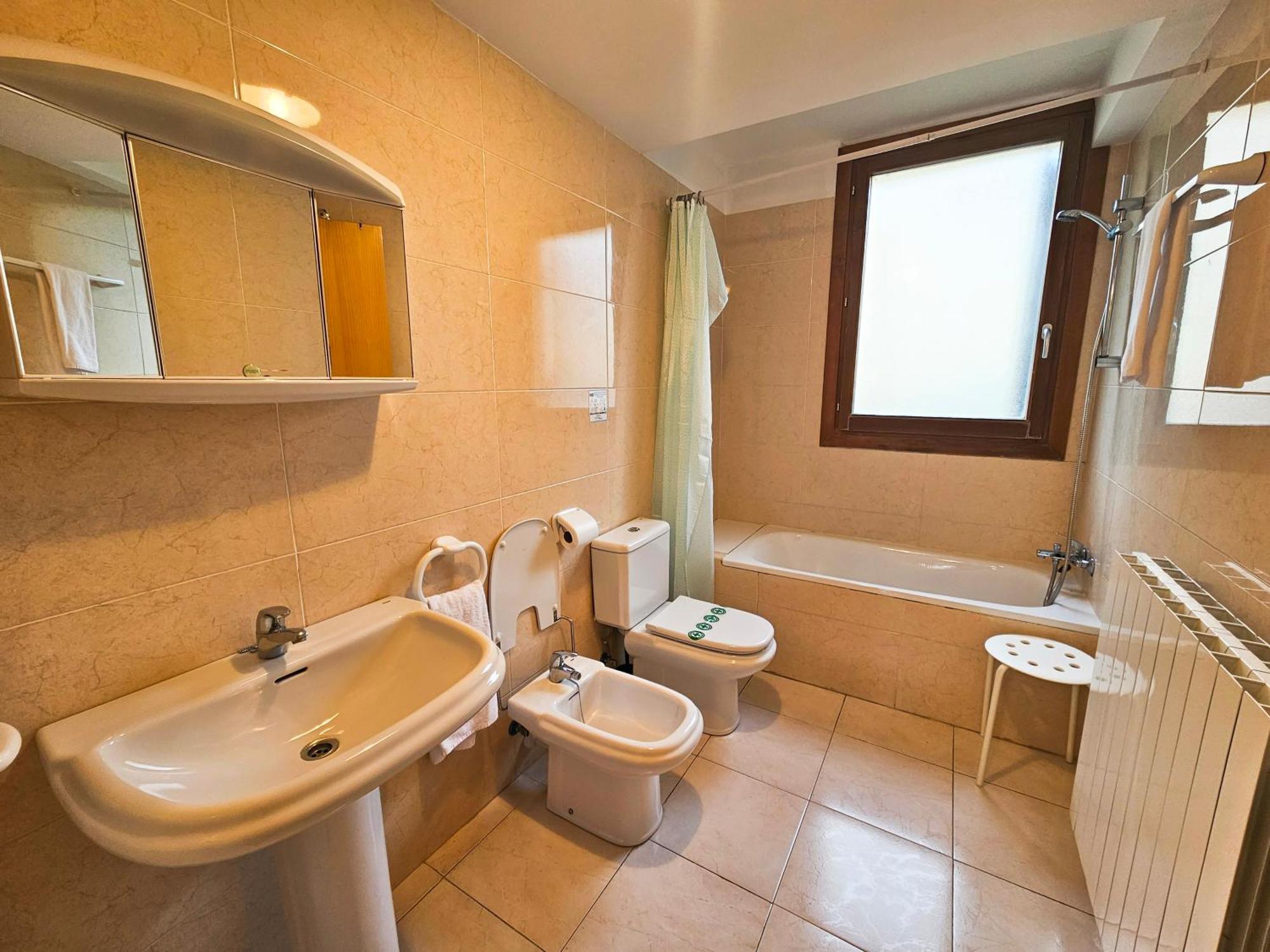Apartamentos Villanua Collarada 3000 Bagian luar foto